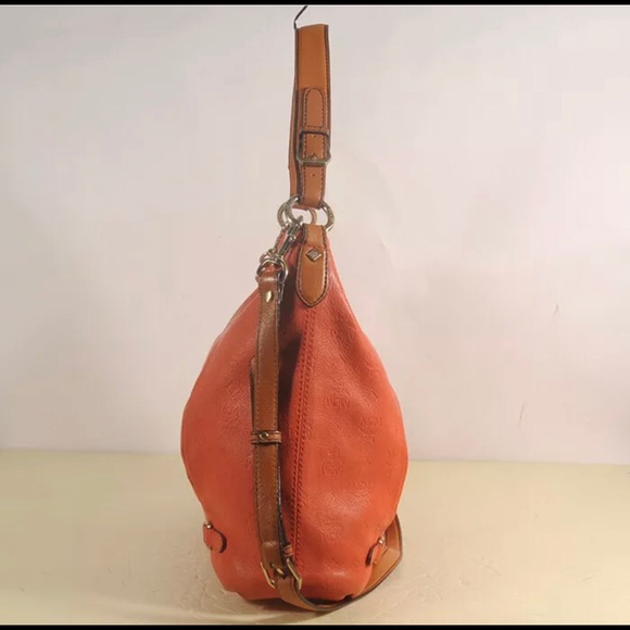 Authentic MCM Leather Cross Shoulder Bag - Picture 2 of 10